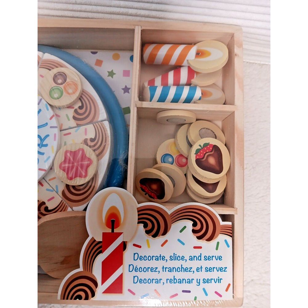 Melissa & Doug Wooden Birthday Cake Set New Toy play Set Socialization Educate - Picture 3 of 8